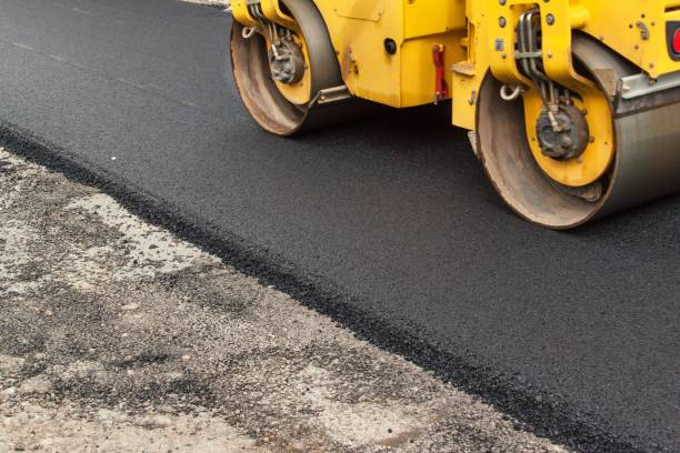 Best Driveway Paving Contractor  in Bigfoot, TX